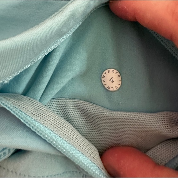 Lululemon shorts - Picture 3 of 3